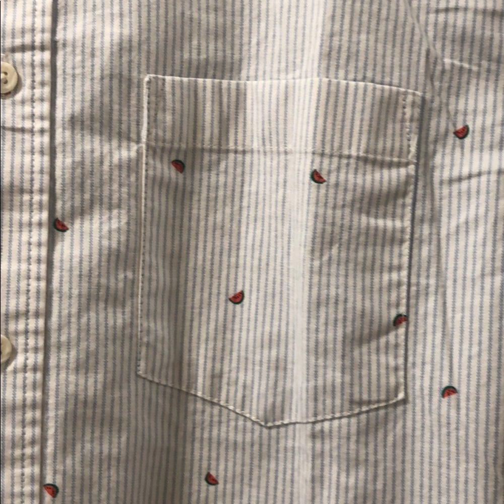 Old Navy shirt sleeve shirt